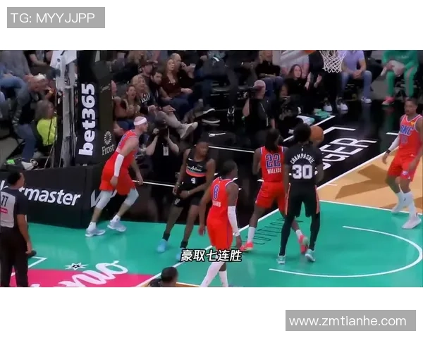 雷霆与猛龙精彩对决直播8即将开启球迷们不容错过的激烈赛事盛宴 雷霆与猛龙精彩对决直播8即将开启球迷们不容错过的激烈赛事盛宴