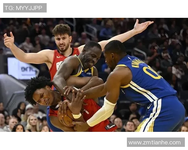 夏季联赛精彩对决勇士与快船争锋相对谁能笑到最后