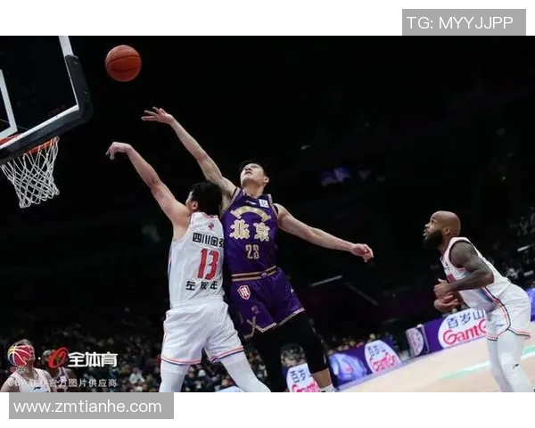 福建队与四川队在CBA赛场的激烈对决精彩瞬间回顾与分析