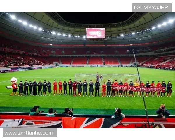 上港主场迎战北京人和力争全取三分争夺联赛冠军荣耀 上港主场迎战北京人和力争全取三分争夺联赛冠军荣耀