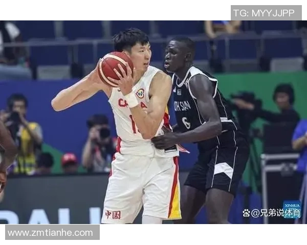 深圳篮球队在世界杯预选赛中以62分稳居积分榜首位